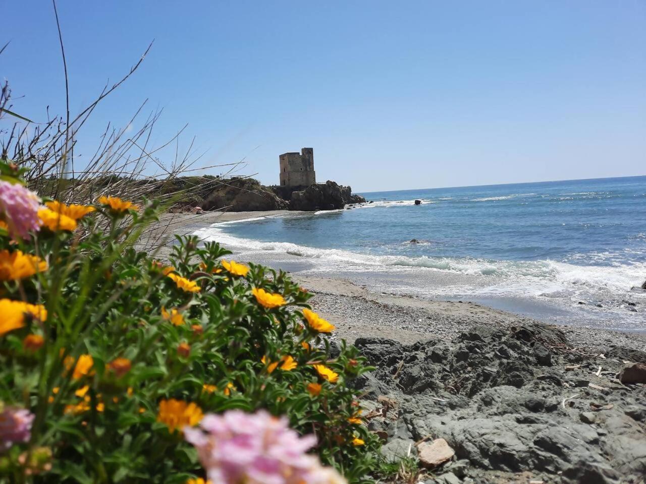 Atico Familiar Vistas Al Mar Apartment Manilva Exterior photo