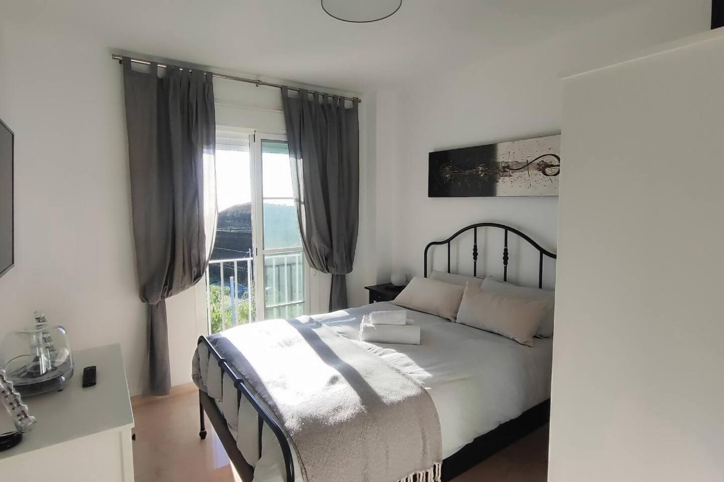Atico Familiar Vistas Al Mar Apartment Manilva Exterior photo